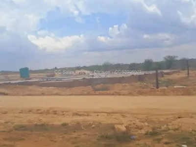 6 Vacant Stands In Lower Rangemore