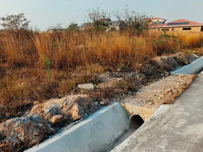 Residential Stand for Sale in Arlington