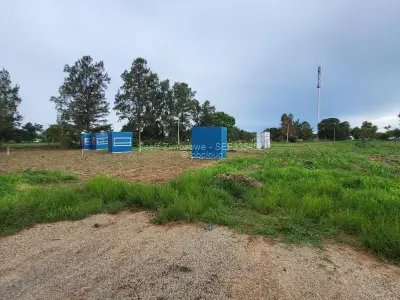 Residential Stand for Sale in Waterfalls