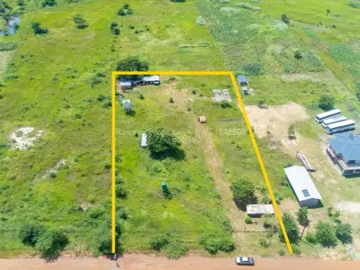 Residential Stand for Sale in Norton