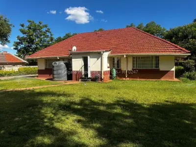 THREE BEDROOMED HOUSE FOR SALE MALINDELA