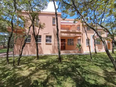 House for Sale in Glen Lorne