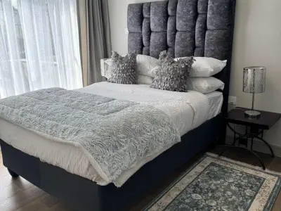 Perfectly Located, Pristine Flat!