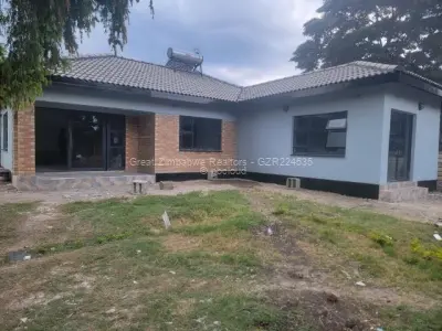 House to Rent in Hillside