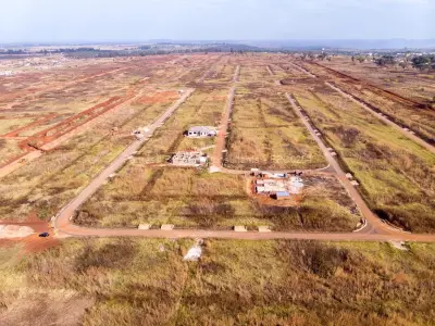 Residential Stand for Sale in Pomona