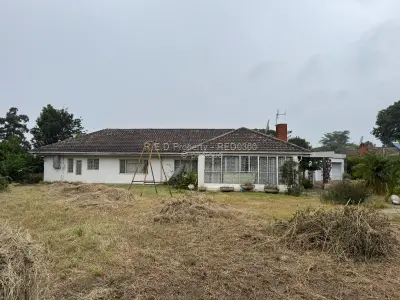 Well-Located Family Home In Woodlands!