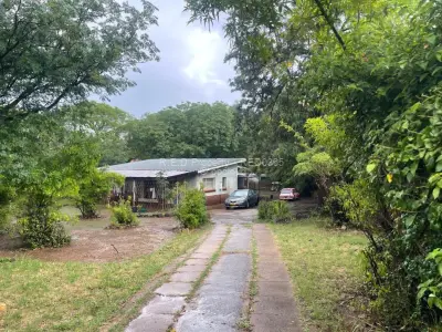 Renovator’s Dream In Hillside!