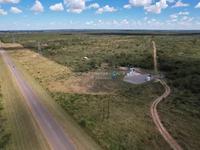 Residential Stand for Sale in Northbrook