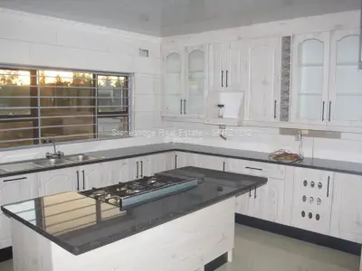 4 Bedroomed House In Edlamini For Sale