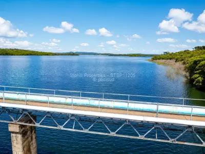 Commercial Stand for Sale in Lake Mutirikwi