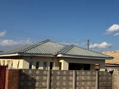 4beds House For Sale In Unit G Makoni Seke $35000