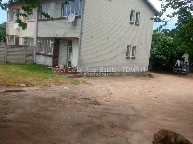 Flat/Apartment for Sale in Lundi Park, Gweru Propertybook