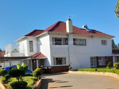 5 Bedroom House for Sale in Kumalo, Bulawayo Bulawayo Property