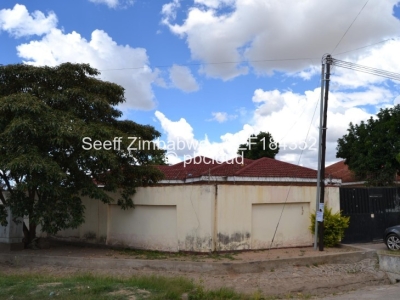 4 Bedroom House for Sale in Mainway Meadows, Harare Propertybook