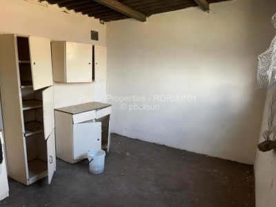 3 Bedroom House for Sale in Montrose Byo, Bulawayo Propertybook