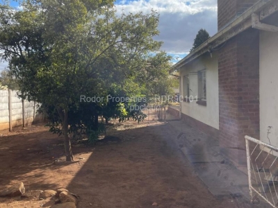 3 Bedroom House for Sale in Montrose Byo, Bulawayo Propertybook