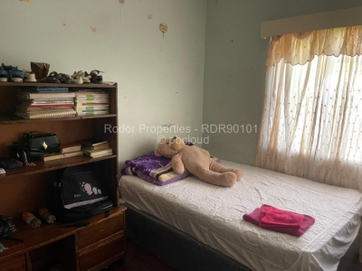 3 Bedroom House for Sale in Montrose Byo, Bulawayo Propertybook