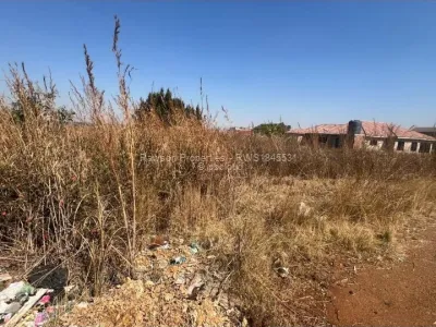 Stand for Sale in Mount Pleasant Heights