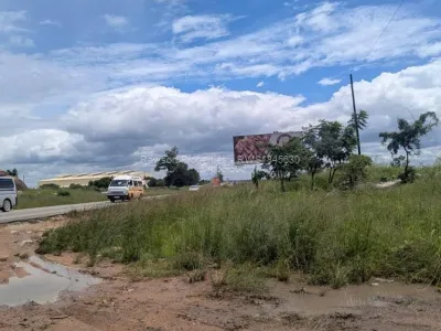 Commercial Stand for Sale in Seke