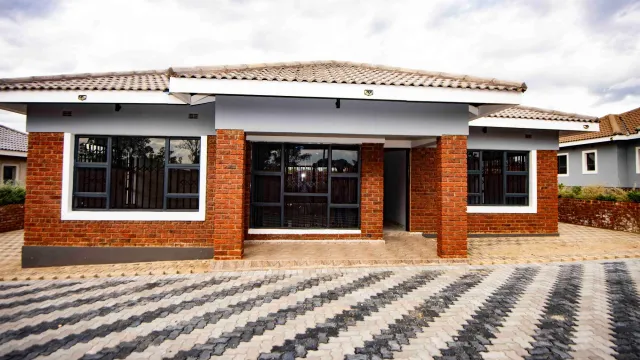 Townhouse/Complex/Cluster for Sale