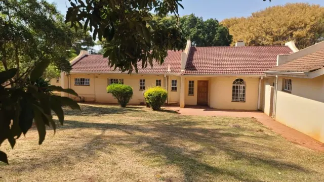 Townhouse/Complex/Cluster to Rent