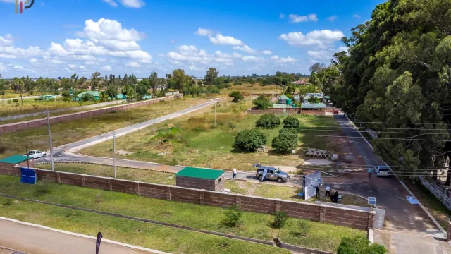 Townhouse/Complex/Cluster for Sale