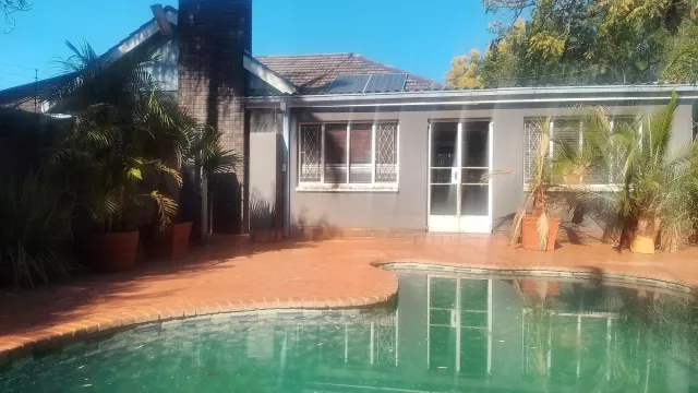 4 Bedroom House to Rent in Borrowdale