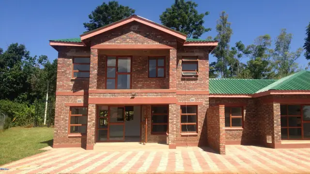 Townhouse/Cluster to Rent in Marlborough