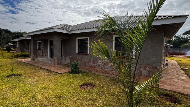 Townhouse/Complex/Cluster to Rent