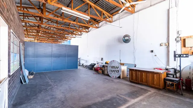 Commercial Property to Rent