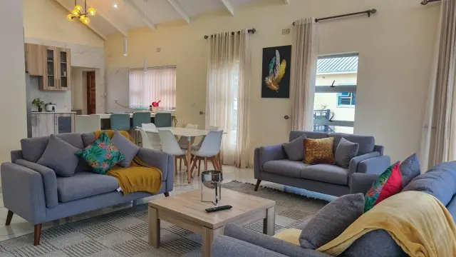 3 Bedroom House to Rent in Glen Lorne