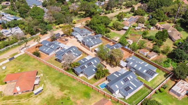 Townhouse/Complex/Cluster for Sale