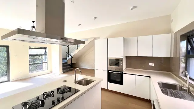 Townhouse/Complex/Cluster to Rent