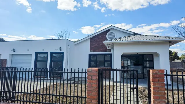 Townhouse/Complex/Cluster for Sale