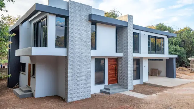 Townhouse/Complex/Cluster for Sale