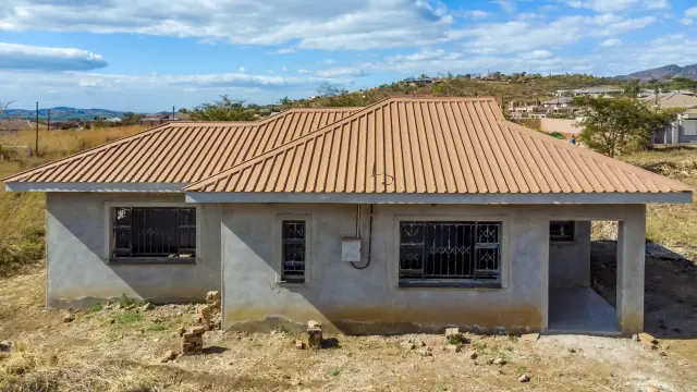 Cottage/Garden Flat for Sale