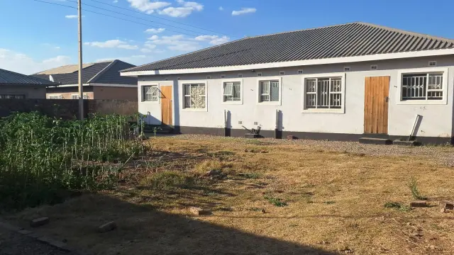 Townhouse/Complex/Cluster to Rent