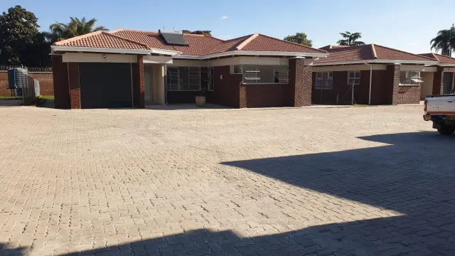 Townhouse/Complex/Cluster to Rent