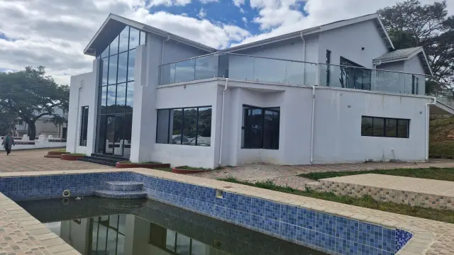 Townhouse/Complex/Cluster for Sale