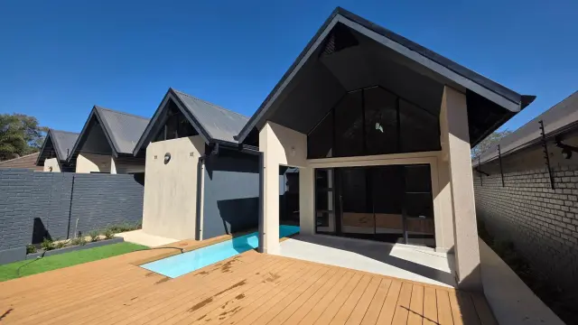 Townhouse/Complex/Cluster to Rent in Mount Pleasant