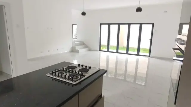 Townhouse/Complex/Cluster for Sale