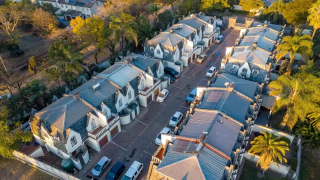 Townhouse/Complex/Cluster for Sale