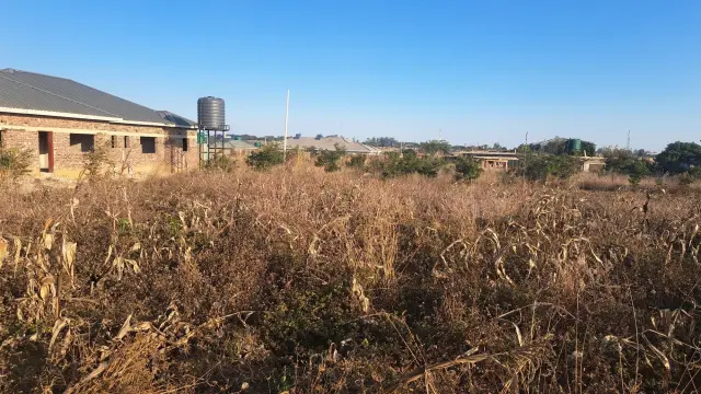 Stand for Sale inRuwa
