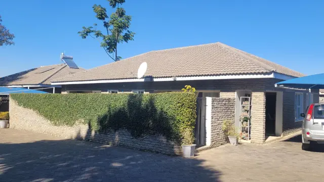 Townhouse/Complex/Cluster for Sale