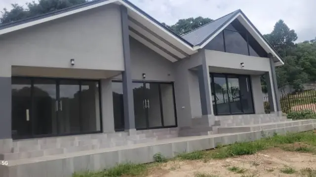 Townhouse/Complex/Cluster to Rent