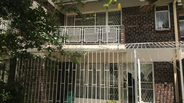 Flat/Apartment to Rent in Avondale