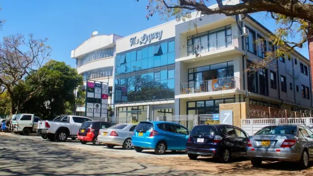 Commercial Property to Rent in Avenues