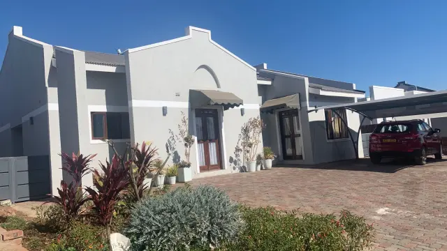 Townhouse/Complex/Cluster for Sale