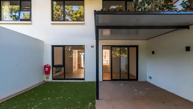 Townhouse/Complex/Cluster to Rent