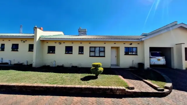 Townhouse/Complex/Cluster to Rent